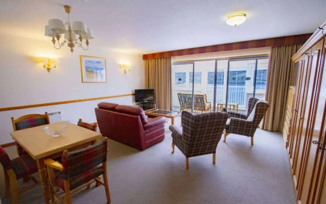 Loch Rannoch Highland Club Otter Lodge 08