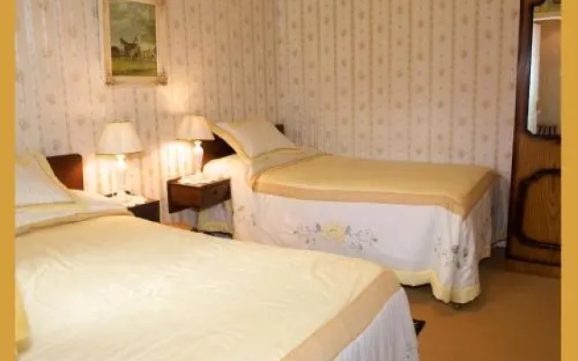 Pomadora Guesthouse