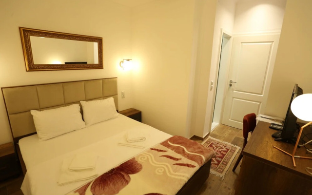 Hotel Edi Imperial