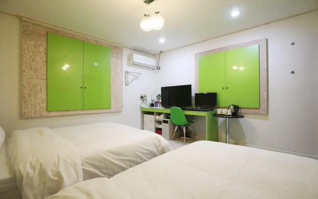 JJAK Hotel