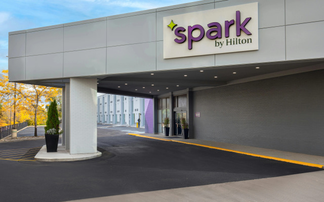 Spark by Hilton Toronto Airport