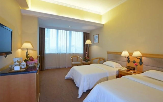 Guangzhou New Century Hotel