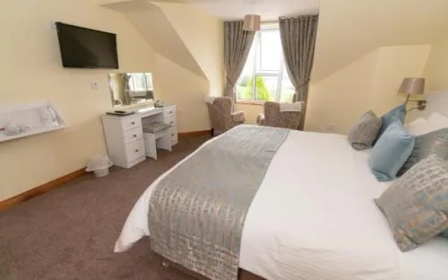 The Arches Country House