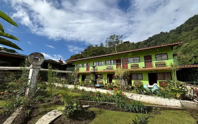 Hotel Tapanti Media