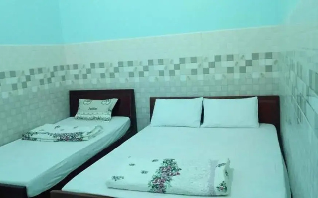 Vinh Lan Guesthouse