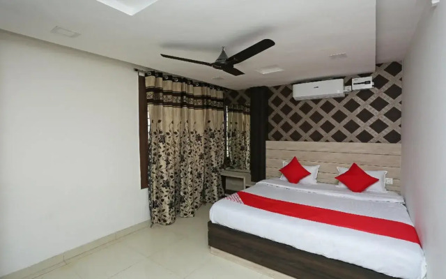 Hotel Vyom Vilas By OYO Rooms