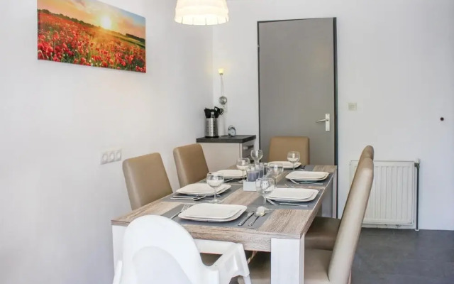 Stunning Home in Bruinisse With 3 Bedrooms and Wifi