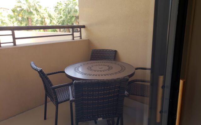 Отель Suites at the Tahiti Village США, Лас-Вегас - отзывы, цены и фото номеров - забронировать отель Suites at the Tahiti Village онлайн балкон