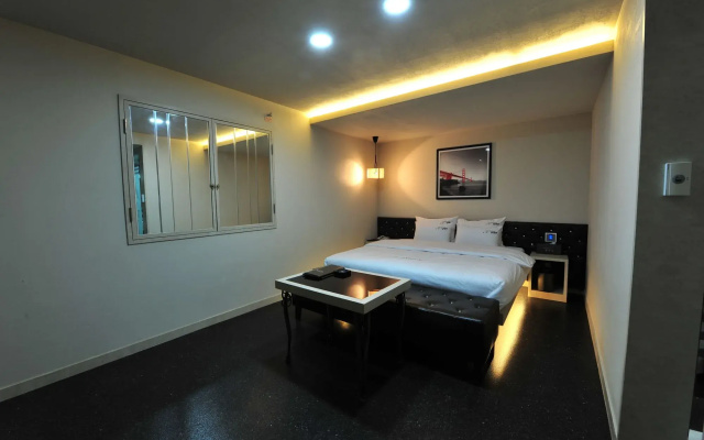 Busan Seomyeon YTT Hotel