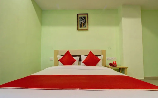 Hotel Golden Park by OYO