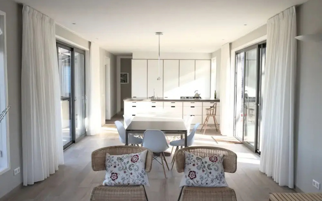 Tranquil Holiday Home in Ouddorp near Nature Reserve
