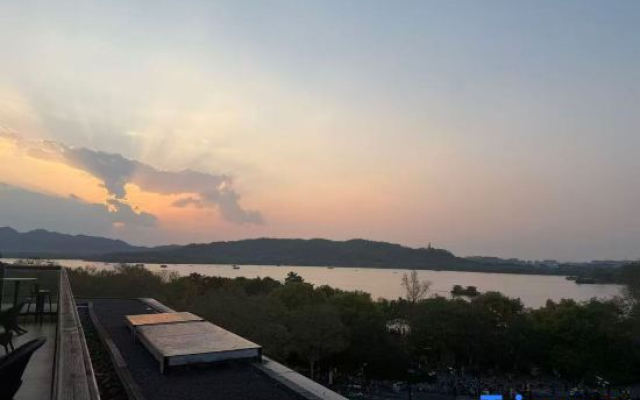 Hangzhou Qiyue Westlake Culture Hotel