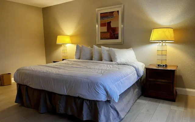 Miami Suites Hotel