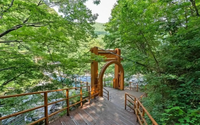 Ulsan Chereville Pension(철구소쉐르빌펜션)