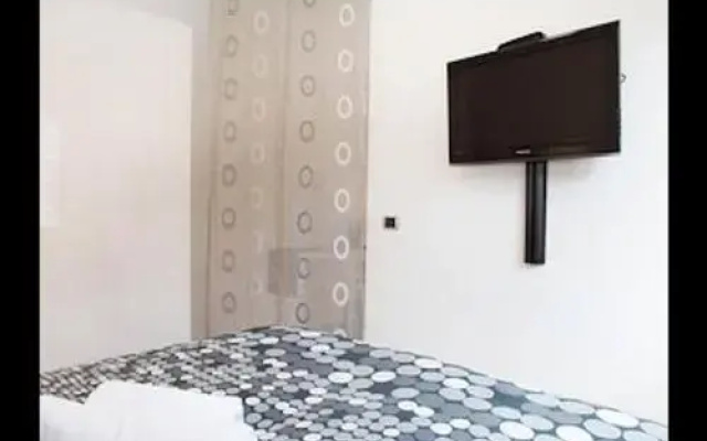 Room Touch And Go