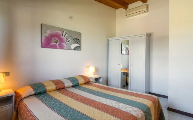 Apartment in Manerba del Garda Near Lake Garda