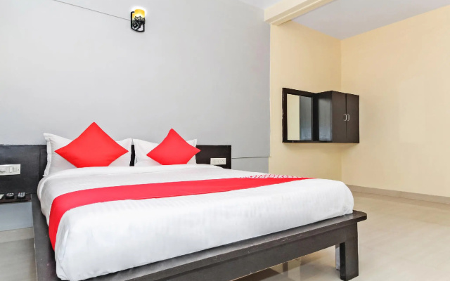 OYO 30324 Hotel Ravikiran