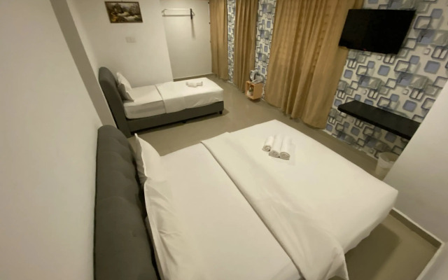 Shobi Hotel Johor Bahru Near CIQ JB