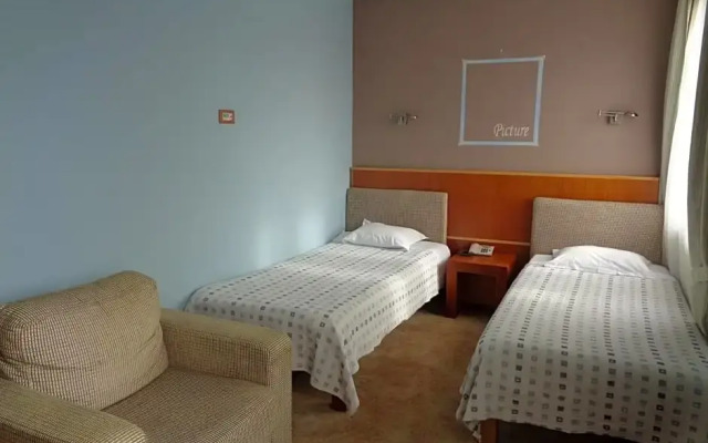 Hotel Park Central
