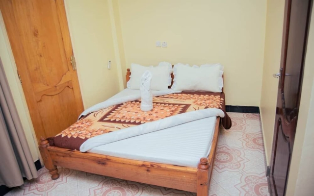 Golden View Hotel