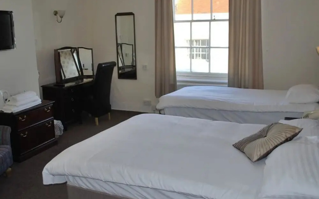 The George Hotel