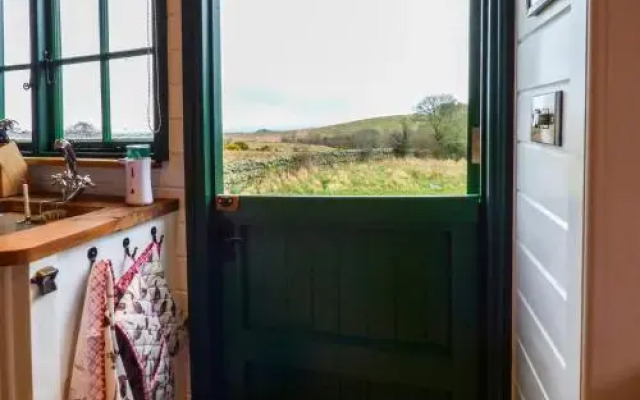 Peat Gate Shepherd's Hut