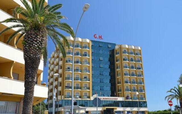 Отель Grand Eurhotel Италия, Монтезильвано - отзывы, цены и фото номеров - забронировать отель Grand Eurhotel онлайн вид на фасад