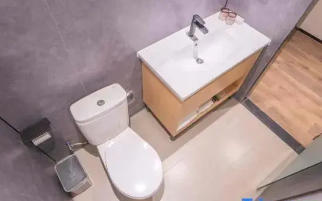 Pod Inn (Beijing Panjiayuan subway station)