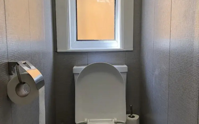 Glasgow Airport Holiday Home