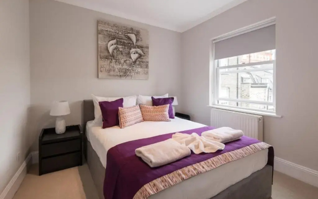 One bedroom High street kensington Apartment