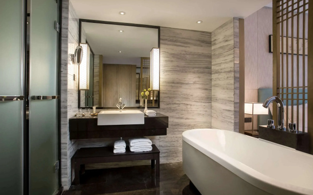 Ramada by Wyndham Zhenjiang City Center