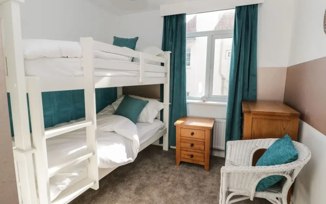 Apartment 3