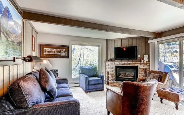 Woodbridge Condos by Snowmass Vacations