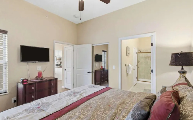 Majestic Retreat Stay for 6