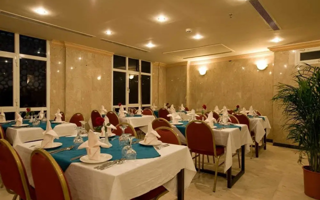 Hanin of Al Firdous Hotel