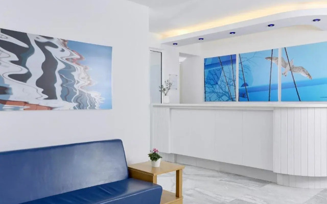 Kazaviti Hotel