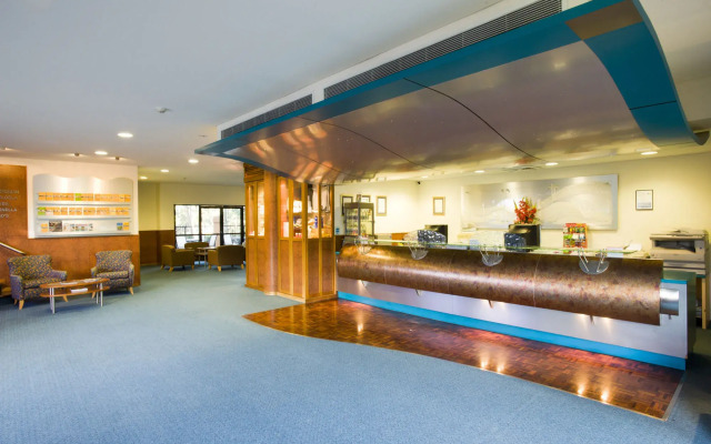 Noosa Lakes Resort
