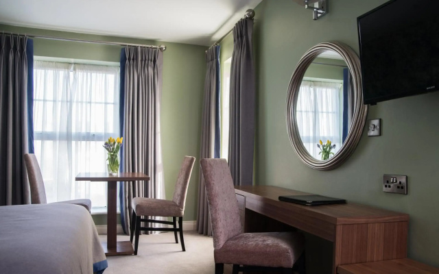 Holyrood Hotel - Leisure Centre & The Spa at Orchids