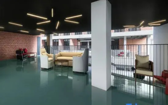 Taoyi Chaosheng Apartment (Taoxichuan Cultural and Creative Block)