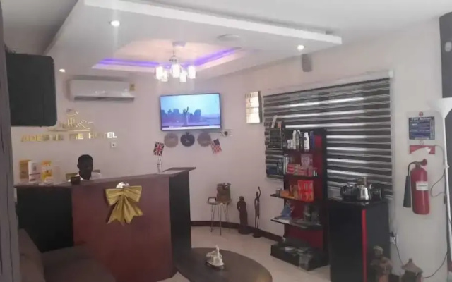 Loyalty International Hostel