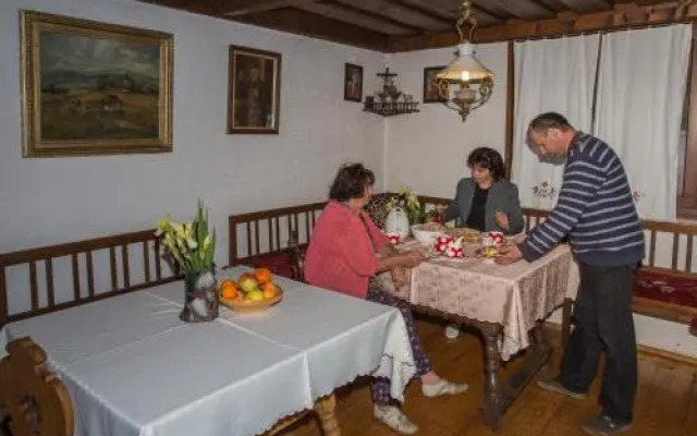 Bio Turistična Kmetija Frčej-Zupan