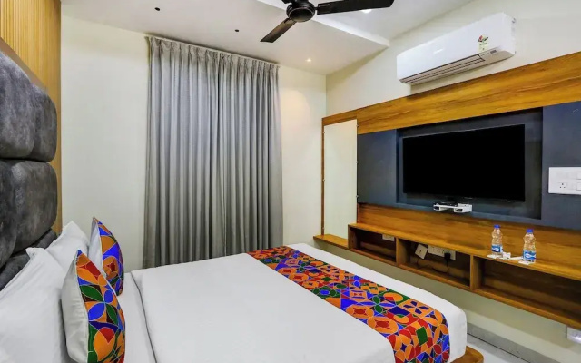 Fabhotel Vishnu Grand