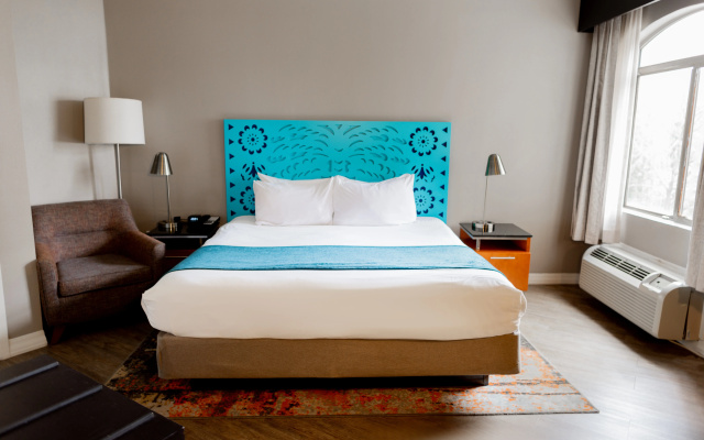 Hotel Indigo San Antonio Riverwalk by IHG