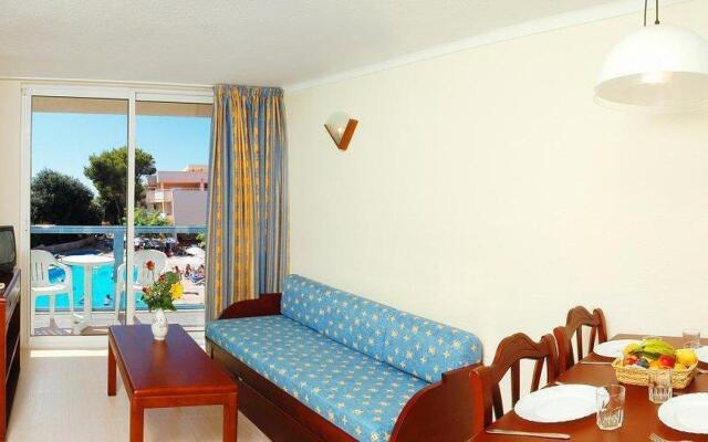 Отель Canyamel Sun Aparthotel комната для гостей