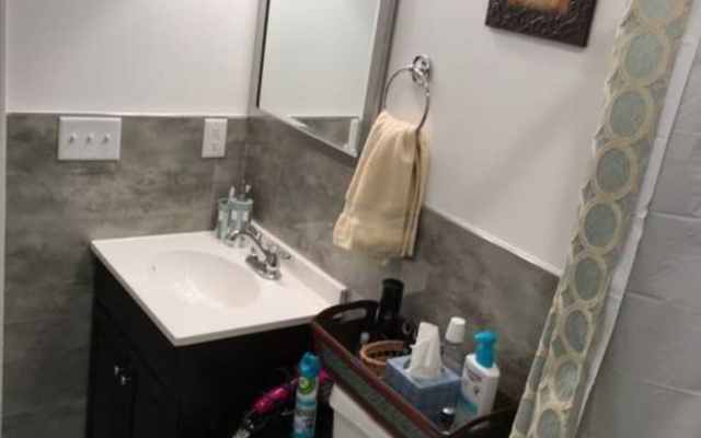 Private Room 1 Near NYC/EWR/OutletMall