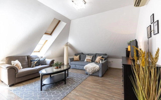 Gozsdu Court Premier Apartment