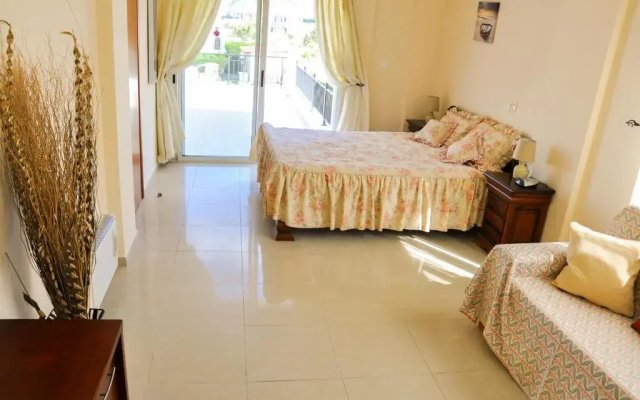 Villa Olivia, Coral Bay