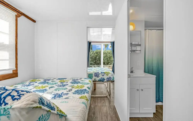 Aqua Lodges at Hurricane Hole Marina
