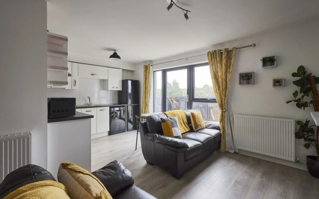 Host Stay London Avenue