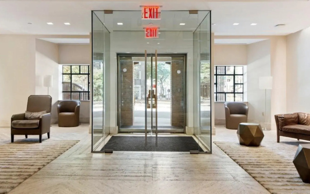 Beekman Tower Hotel